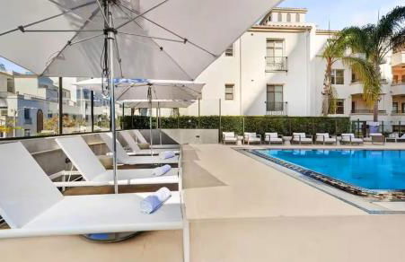 Resort-Style - Spacious 2BR - 3 Beds - Near UCLA - Pool & Parking - Foto 4