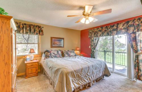 Private Lakefront Emily Home with Yard and Fire Pit! - Photo 12