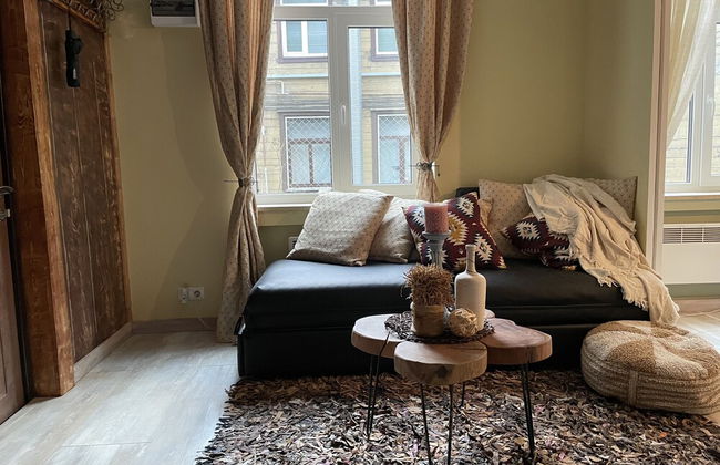 Cozy 1Br Apts with Yard and Parking - Photo 23