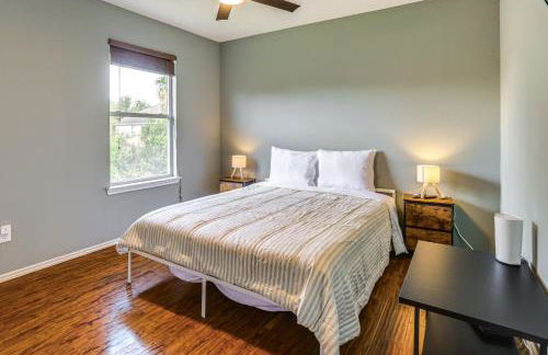 Fish and Hike Pet-Friendly Humble Home with Yard - Foto 21