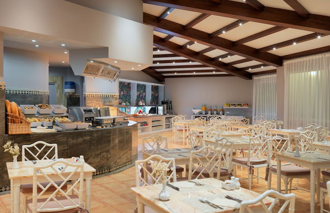 Plus Fariones Apartamentos - Photo 52