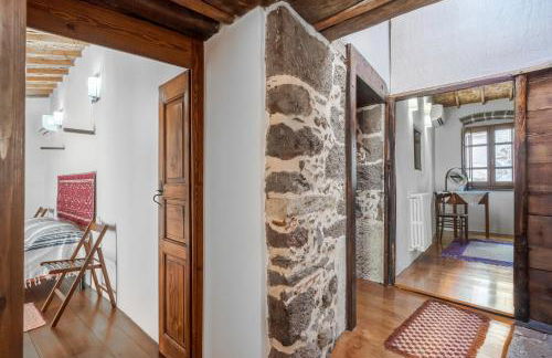 Home Slow between Sea and Olive Trees, Terrace and Tranquility in the Village of Seneghe - Foto 11