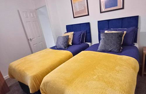 Cosy 4 Bedroom House in Seven Sisters Neath Port Talbot - Photo 8