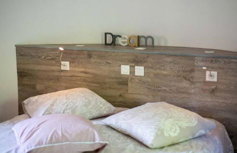 Gîte La Tour des Remparts Pool & Jacuzzi - Foto 67