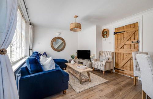 Hidden Gem Hideaway w/ Free Parking - Photo 6