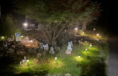 WOW!! Ultimate Pocono Retreat, Hot Tub, Game Room, Deck, Lakes, Skiing, Pools - Foto 36