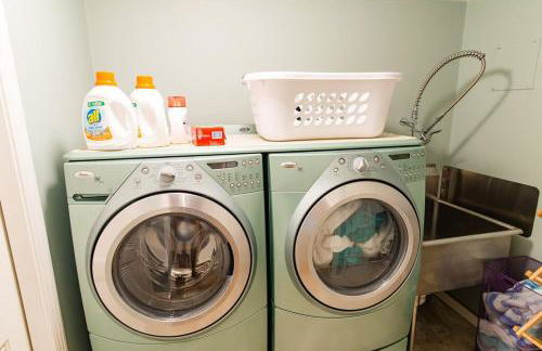 Magnificent Ocean View walk to beaches and town - Foto 49