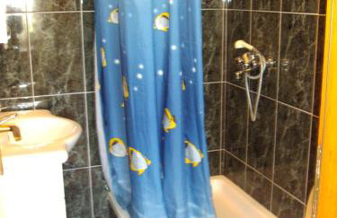 Olive Garden Apartments - Photo 24