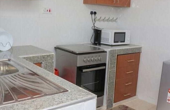 StayPlus Shyrah Cosy 2 Bedroom Apartment - Photo 8