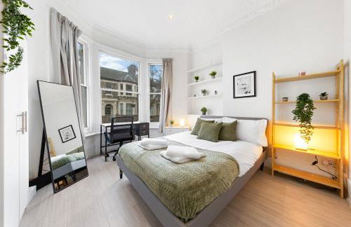 Urban Hideaway, Private Garden, 2 Mins to Station - Foto 2