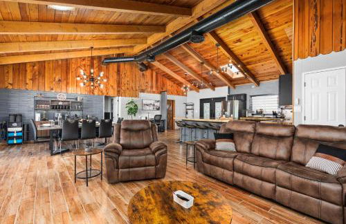 4000 SF, 20 Acre Gated Luxe Estate, Game Room, Pano View, Pool, Spa - Foto 73