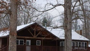 Solarium Deluxe Cabin #19 on Patoka Lake in Southern Indiana - Foto 4