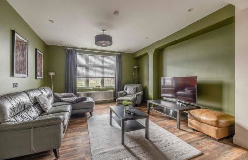 FAMILY FRIENDLY ESCAPE IN ETON, COUNTRYSIDE VIEWS with Hot Tub - By Tempstay - Foto 13