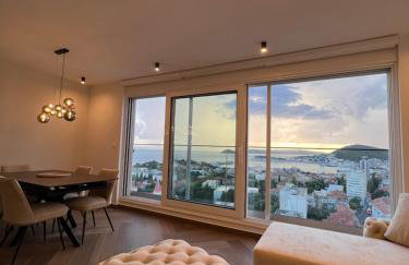 Apartment Touch The Sky Split - Photo 15