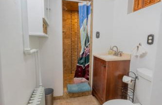 Parkside Escape South Hill w Private ADU - Photo 13