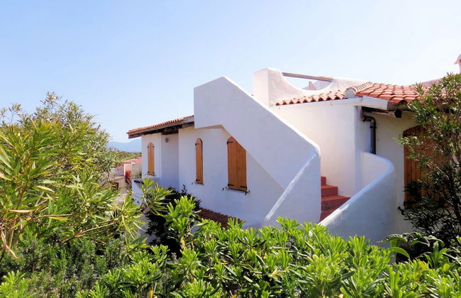3 bedroom House in Valledoria with garden and terrace - Photo 1