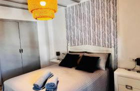 NEW penthouse with amazing views - Photo 27