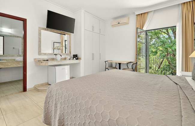 Grínberg's Village Hotel - Foto 5