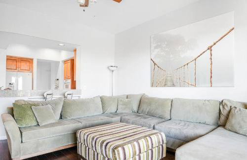 Spacious 3BR Villa w Mountain Views, 2 Patios & Private Garage Near Scottsdale - Foto 7