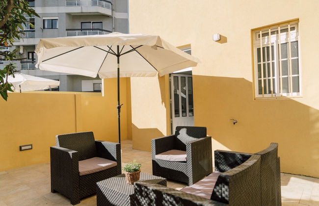 Oporto Yellow Villas - Photo 37