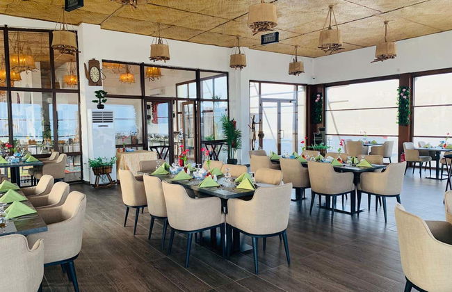 Al Majles Resort Day Pass - Photo 4