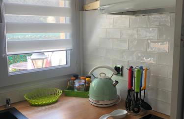 Mon Appart avec Terrasse et Piscine - Foto 17