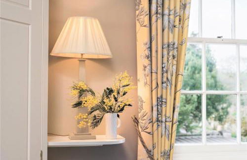 Cornish Castle - Photo 26