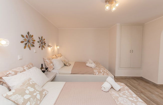 Naxos Enjoy Apartments - Photo 7