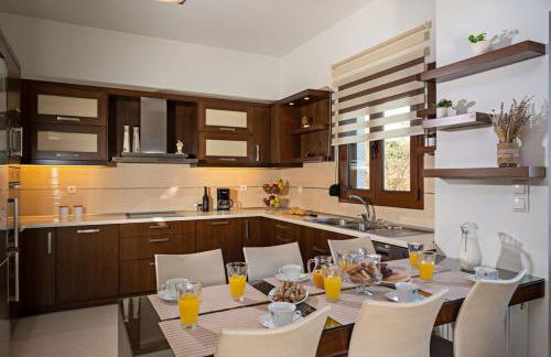 Villa Ellovos with Private Pool - Foto 21