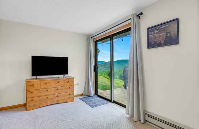 Valley Escape - Photo 29