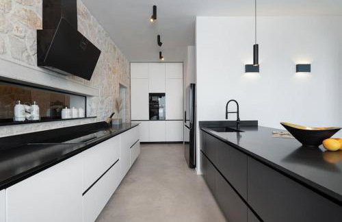 Luksuzna moderna vila sa panoramskim pogledom - Foto 12