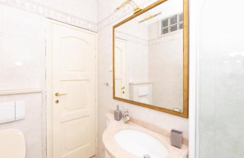 Villa Ragusea With a Private Beach - Photo 49