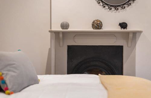 Luxury country oak beamed peaceful retreat - Photo 20