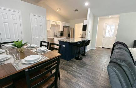 DFW Oasis with Pool and Hot Tub - Photo 9