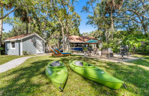 WATERFRONT Kayakers Dream nature lover cottage - Photo 4