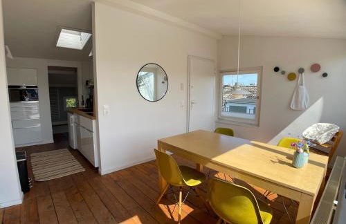 Helle Dachgeschosswohnung mit großer Südterrasse - Foto 5