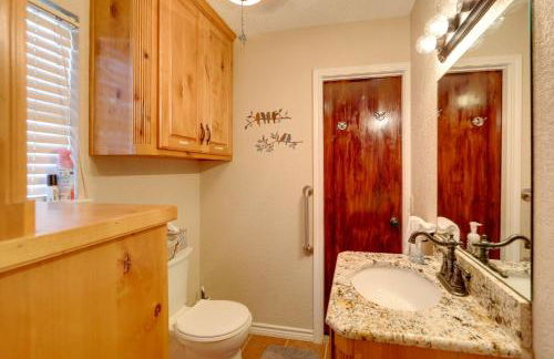 Papas Lakefront Hideaway - Photo 13