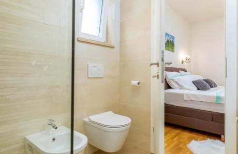 Amazing Home In Zminj - Foto 36