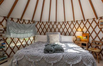 Cozy Romantic Yurt Rental in Woodlands near California Beach Town of Cayucos - Foto 2