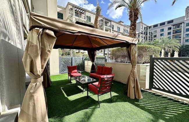 Lux BnB Travo Tower I Private Garden I Lake View - Photo 27