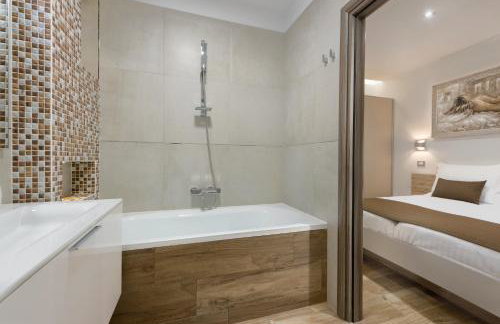 Viras Luxury Holiday - Photo 13