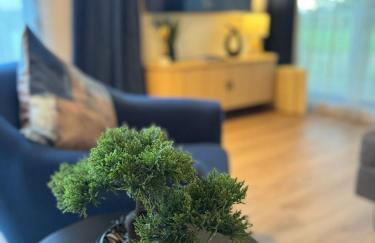 Unbox at Poplar Tree - Photo 49