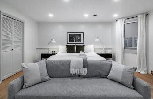 Spacious Riverfront Suite - Close to Downtown - Foto 10