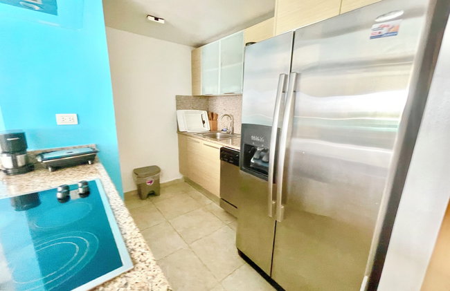Marbella 2bedroom Beachfront Apartment - Photo 17