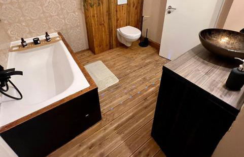 Modernes Loft mit Whirlpool, Sauna & Billardtisch - Foto 18