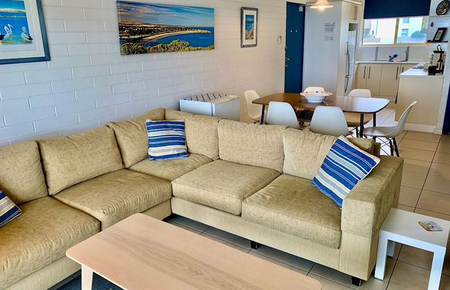 The Dolphins 7 - A View To Remember - Photo 6