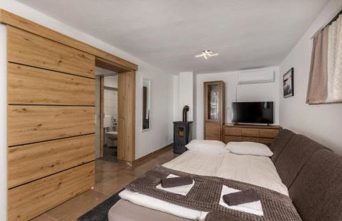 Nice Home In Kosijersko Selo - Foto 14