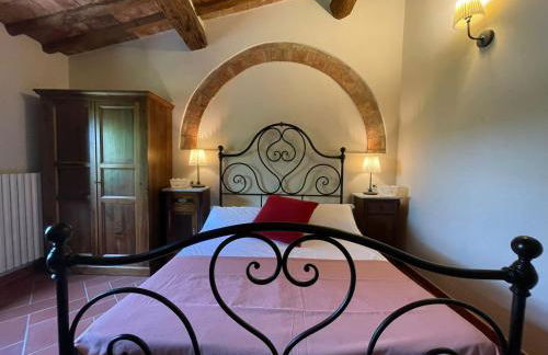 Podere I Sorbi, Spacious Tuscan Villa in Lajatico, Near Pisa & Volterra - Foto 9