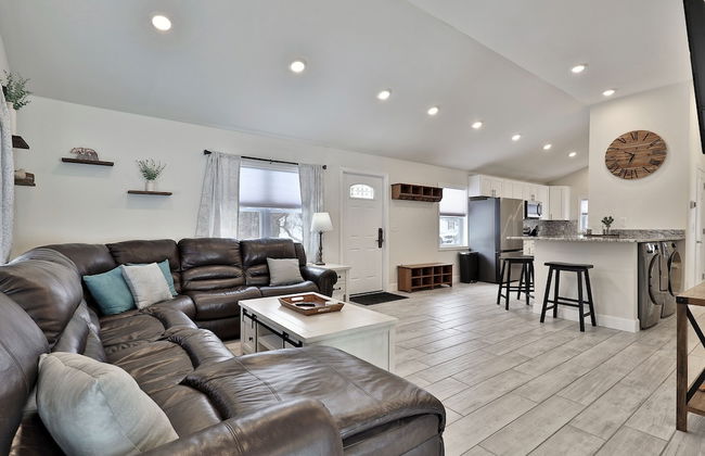 Rutland's Hidden Gem: 2 Br/1ba Renovated Home Close To Everything 2 Bedroom Home - Foto 12