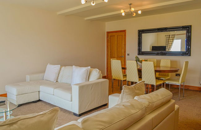 Self Catering at The Fairways - Photo 38